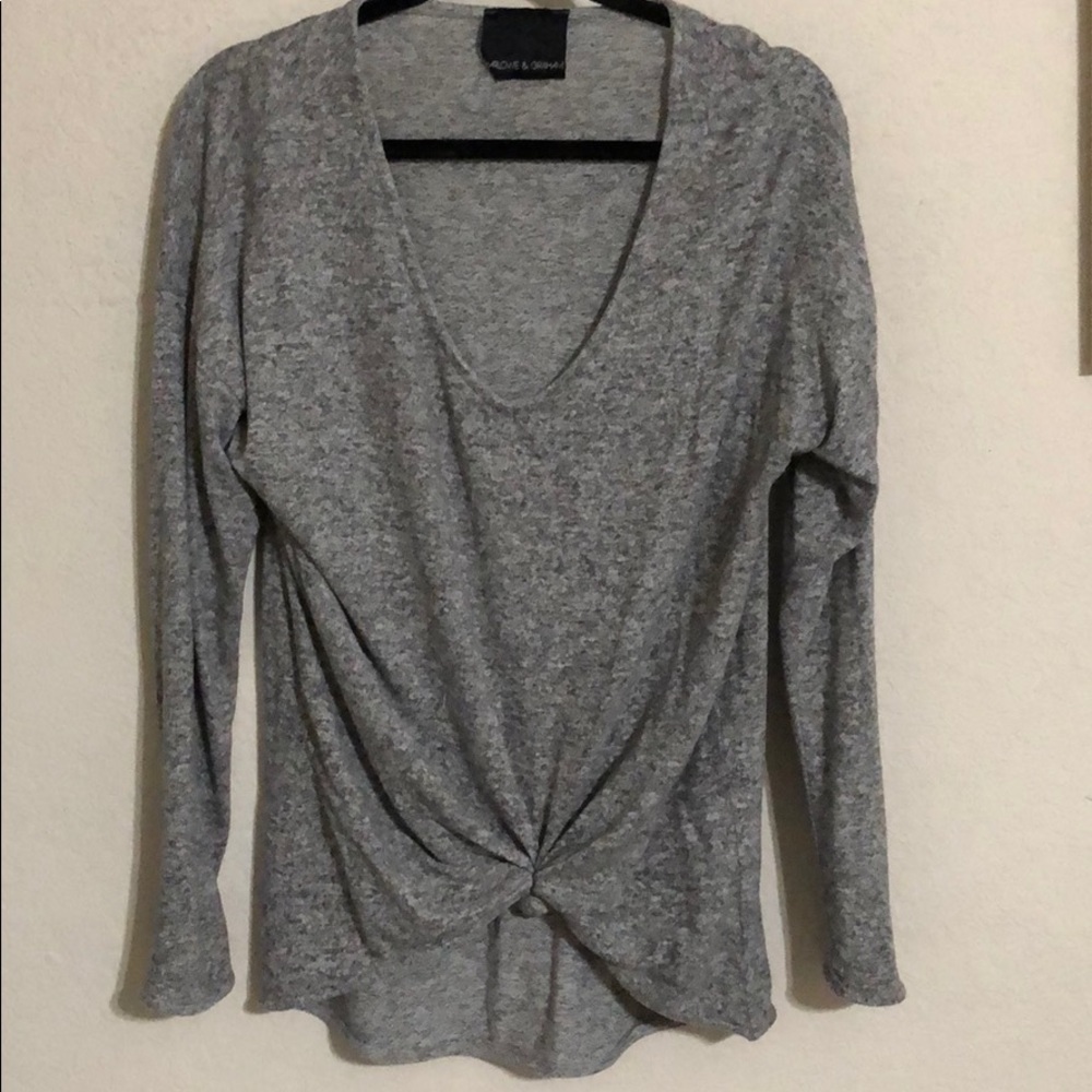 Grey sweater - size Large - Harlow & Graham